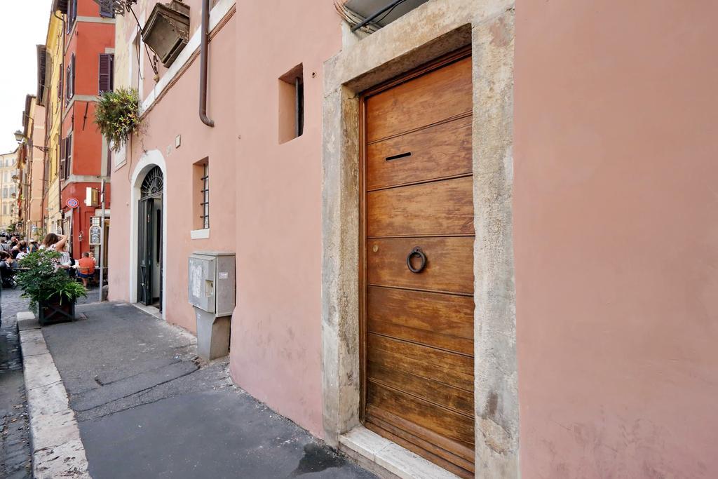 Romeloft | Coronari Charming Apartment Roma Exterior foto